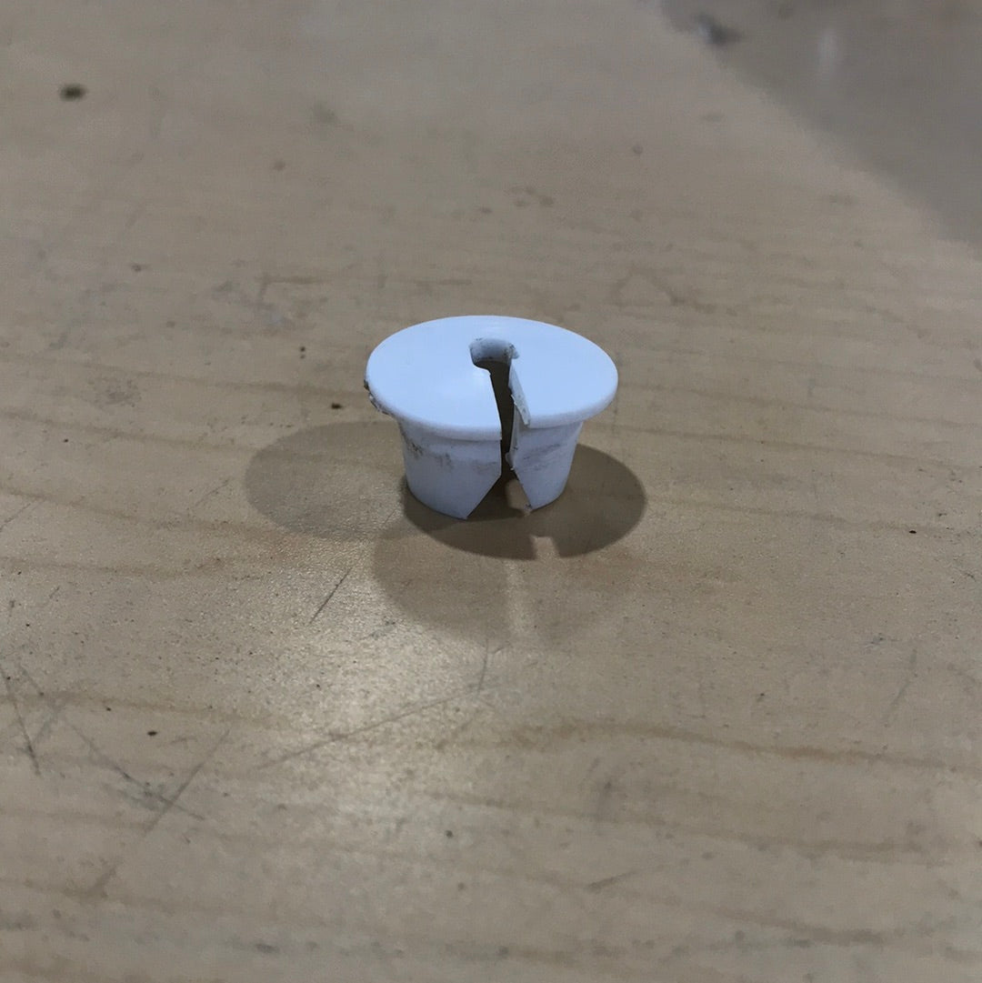 Used Dometic Drainage Plug- 2932115013