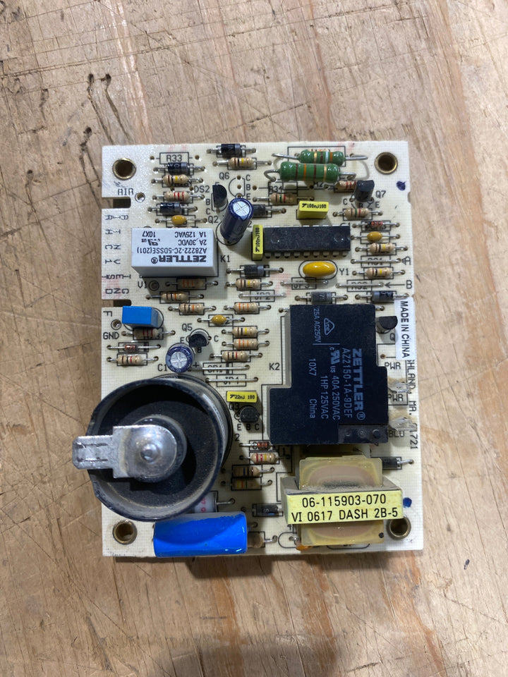 Used Suburban Circuit Control Board 232613