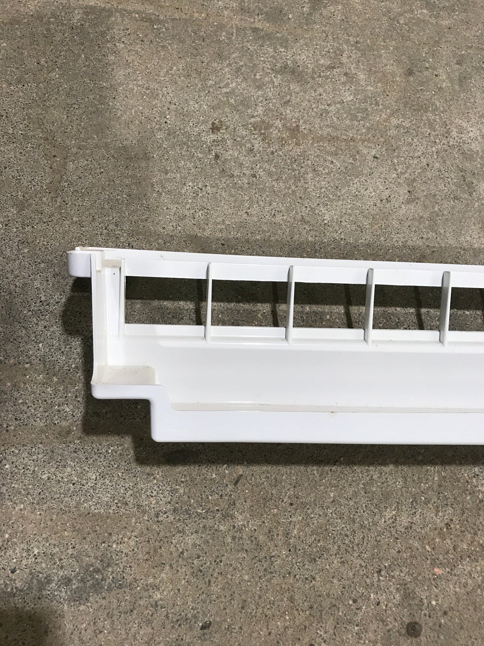 Used Dometic Drip Tray 2931869016