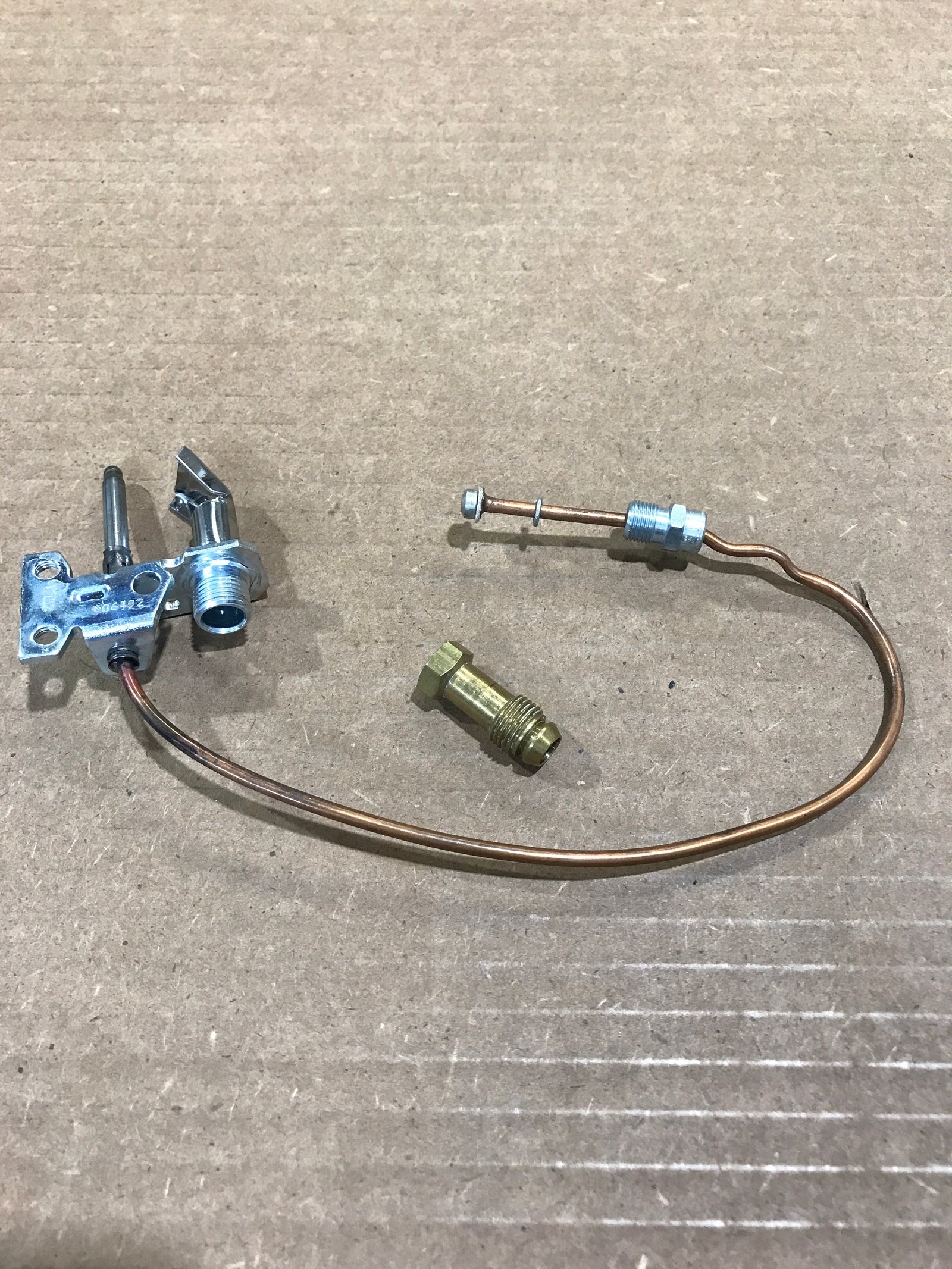 Used Suburban Pilot Assembly - 520567
