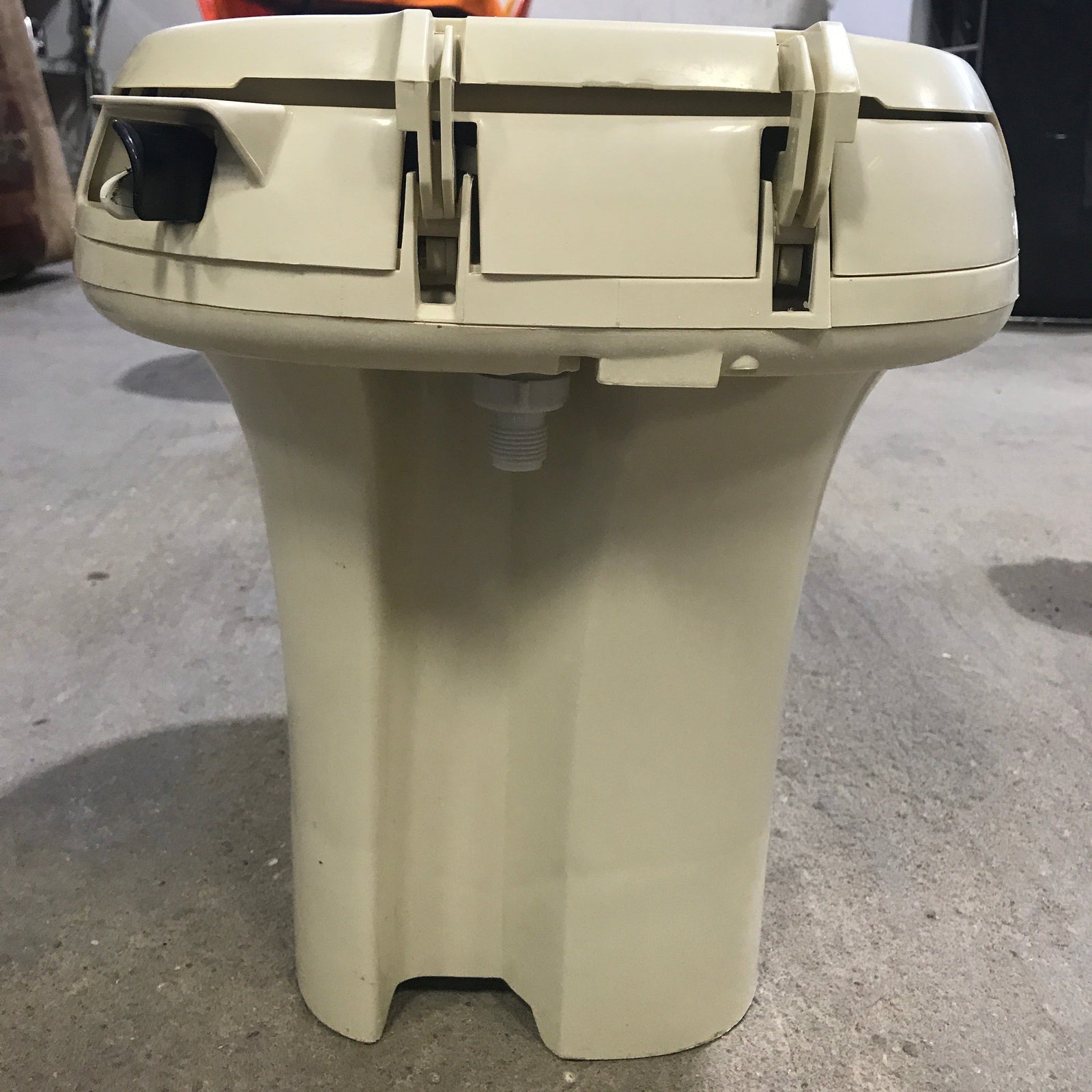 Used Complete Thetford, Hand Flush, Off-White - AQUA MAGIC IV