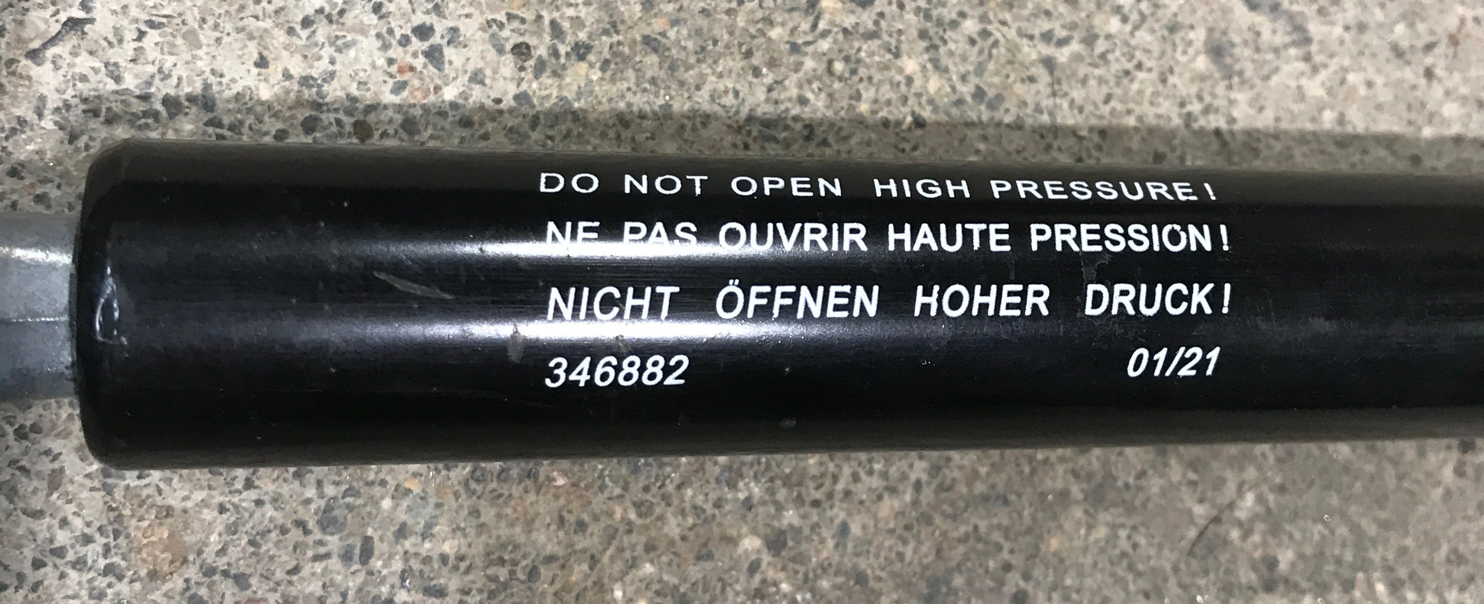 Used LCI Awning Arm Gas Strut 346882