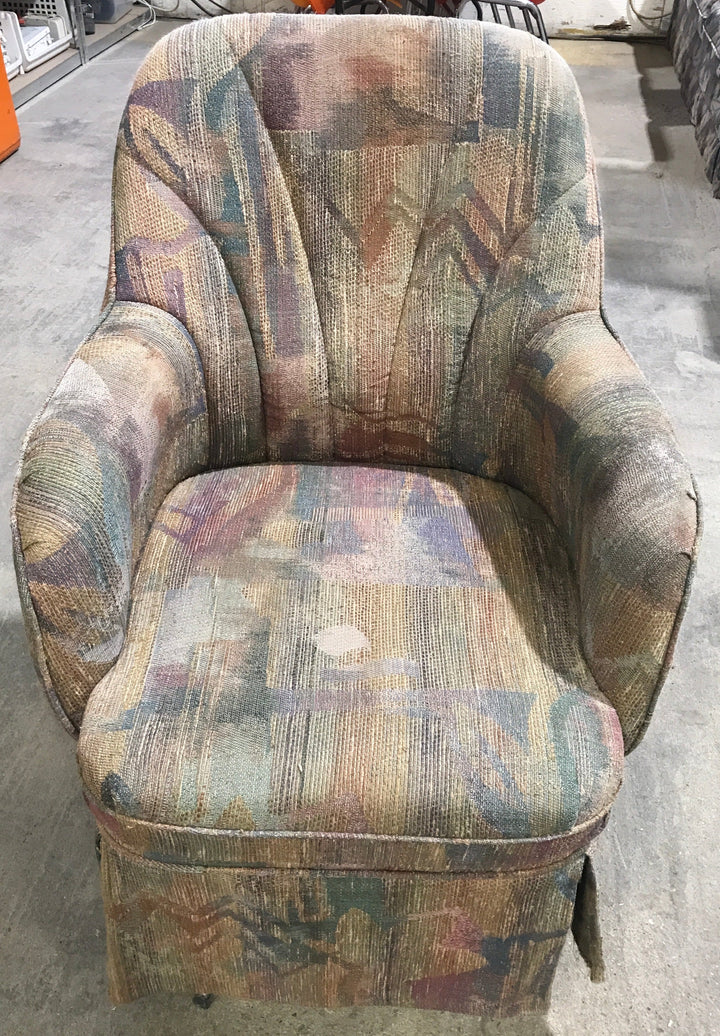 Used RV Chair - 35" H x 19" W x 22" D