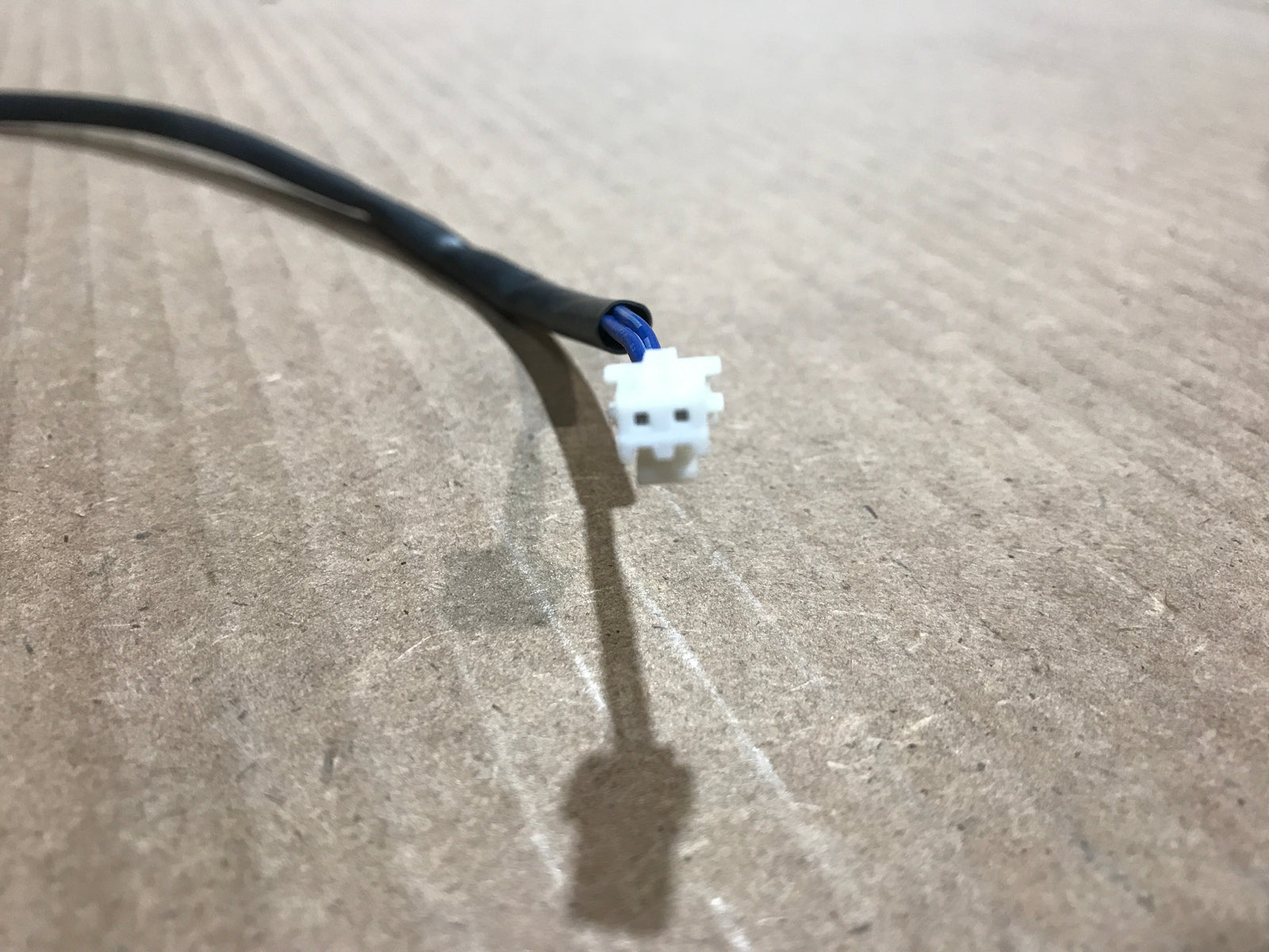 Used G&E Appliance A/C Coil Sensor WJ26X27378