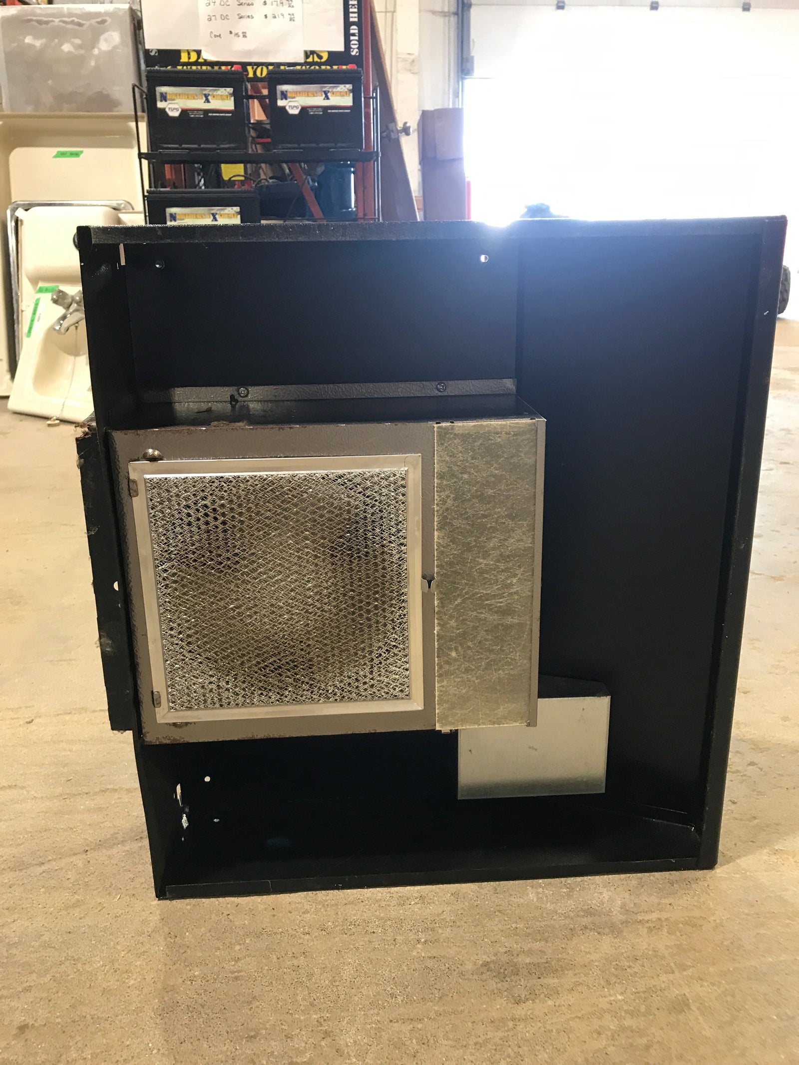 Used Ventline RV Range Hood Fan CC0431-09