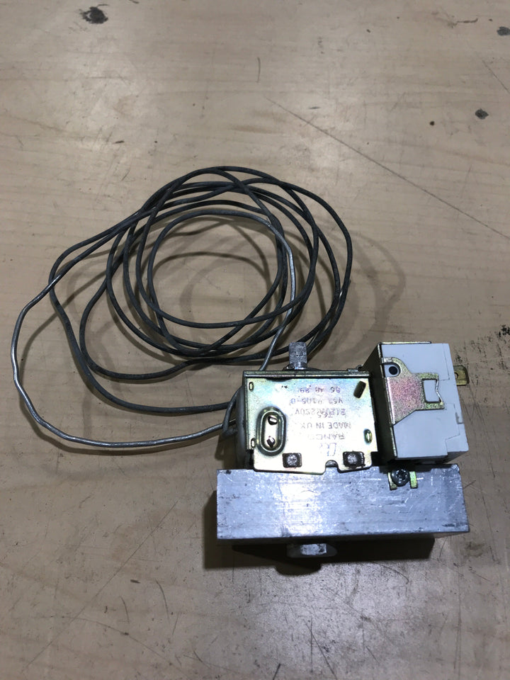 Used Dometic Combo Thermostat - 2007199009
