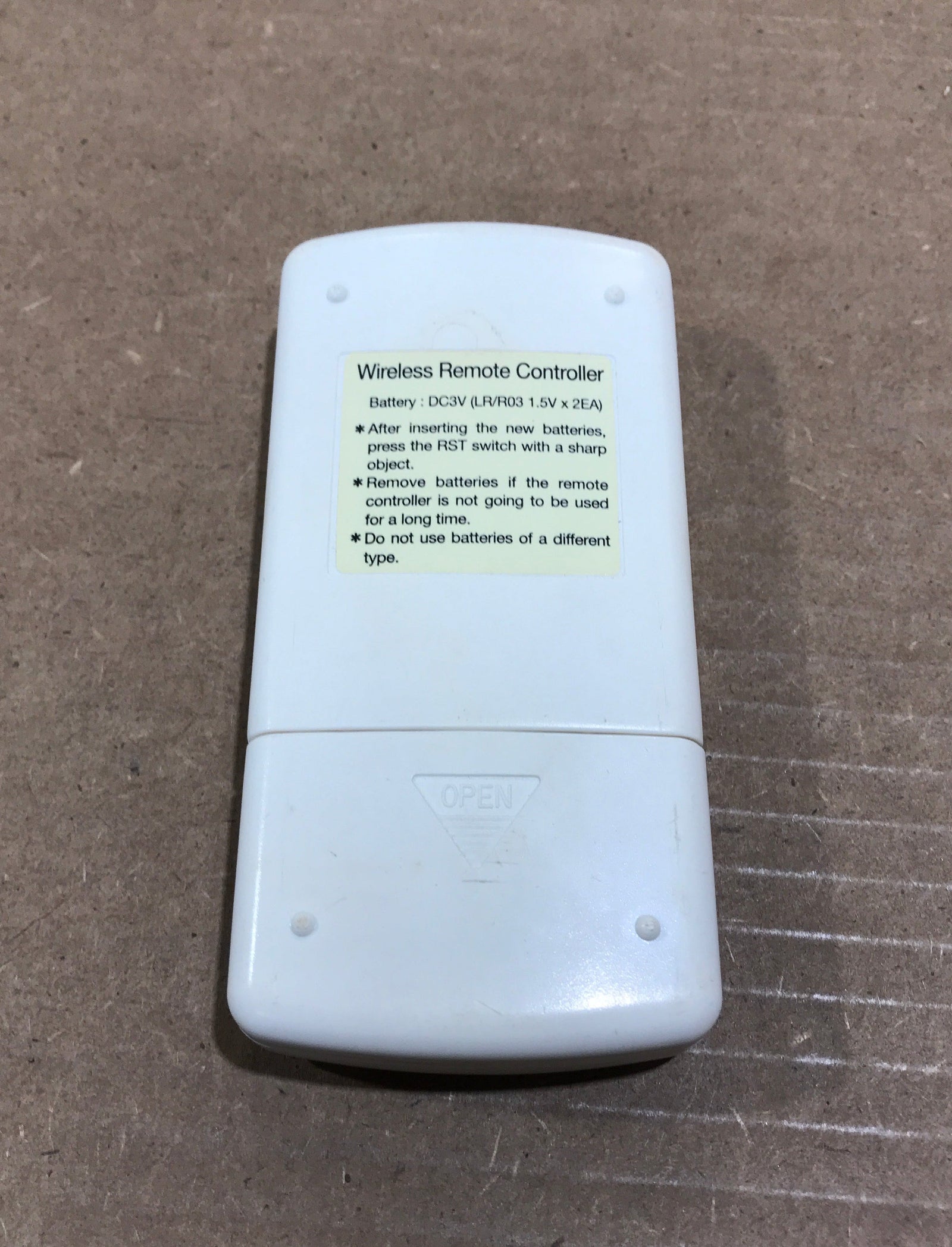 Used Carrier Air Conditioner Digital Remote Thermostat - Co 12-50085-00