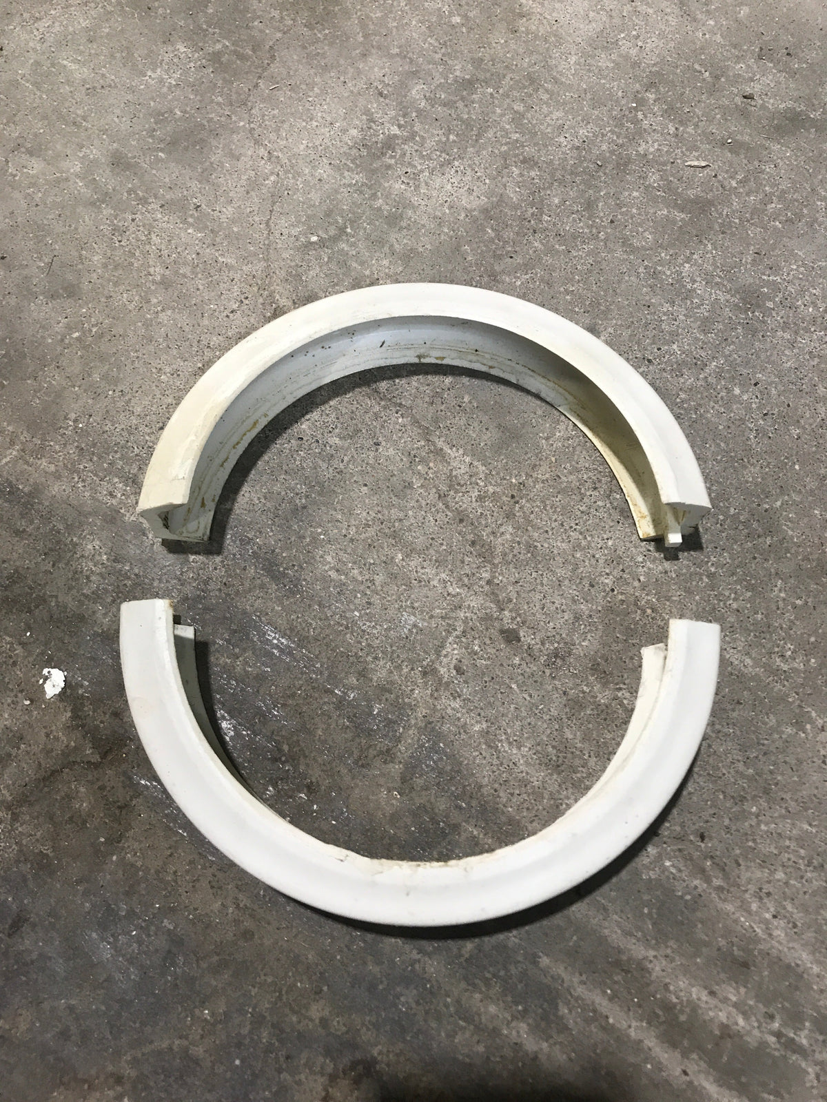 Used Dometic Clamp Ring Set - 310048