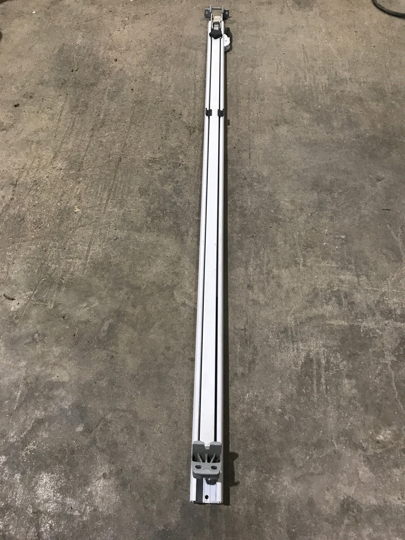 Used Dometic / A&E 8500 Awning Single Manual Arm