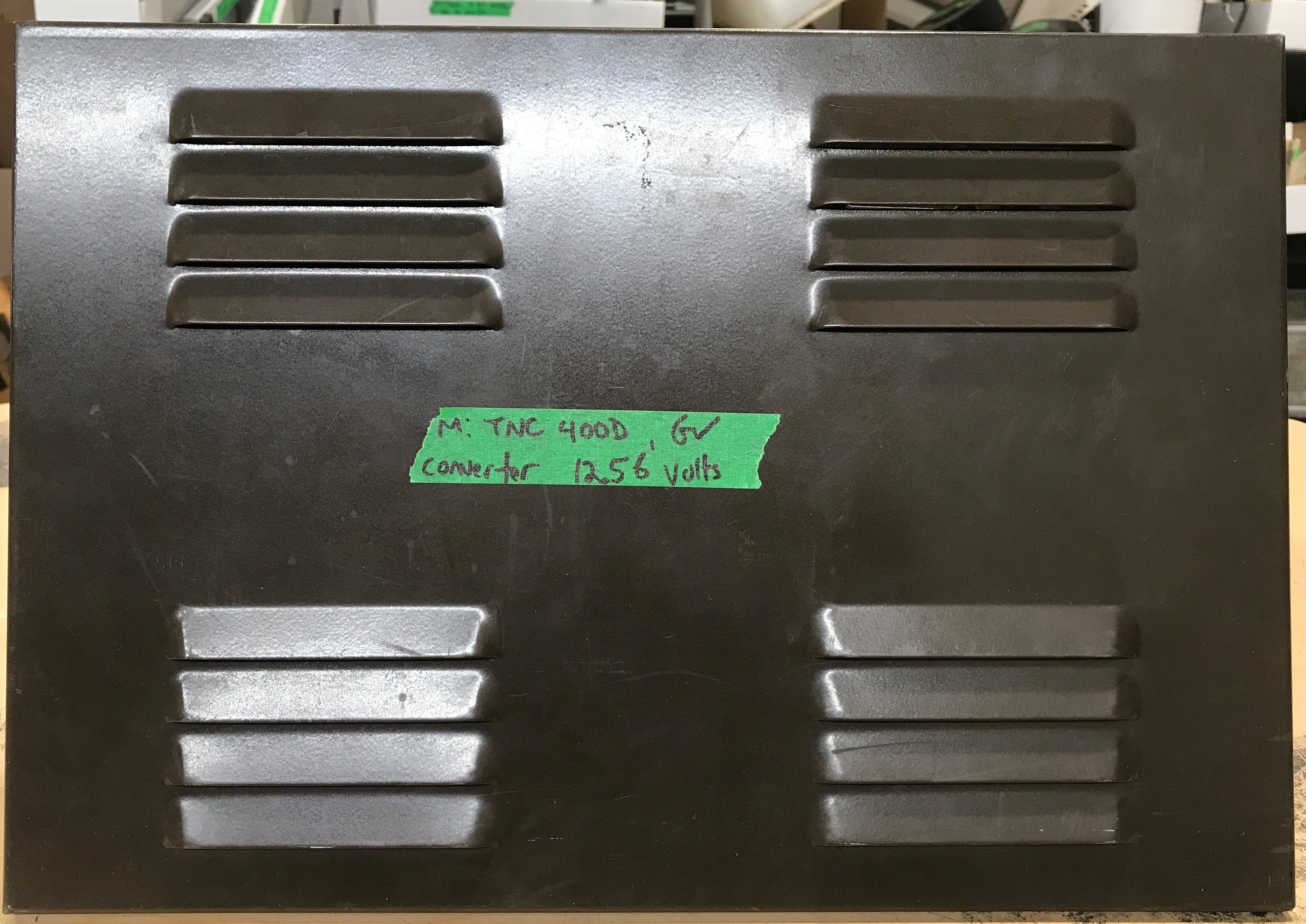Used 40 AMP Systems Monitors Converter - TNC400D