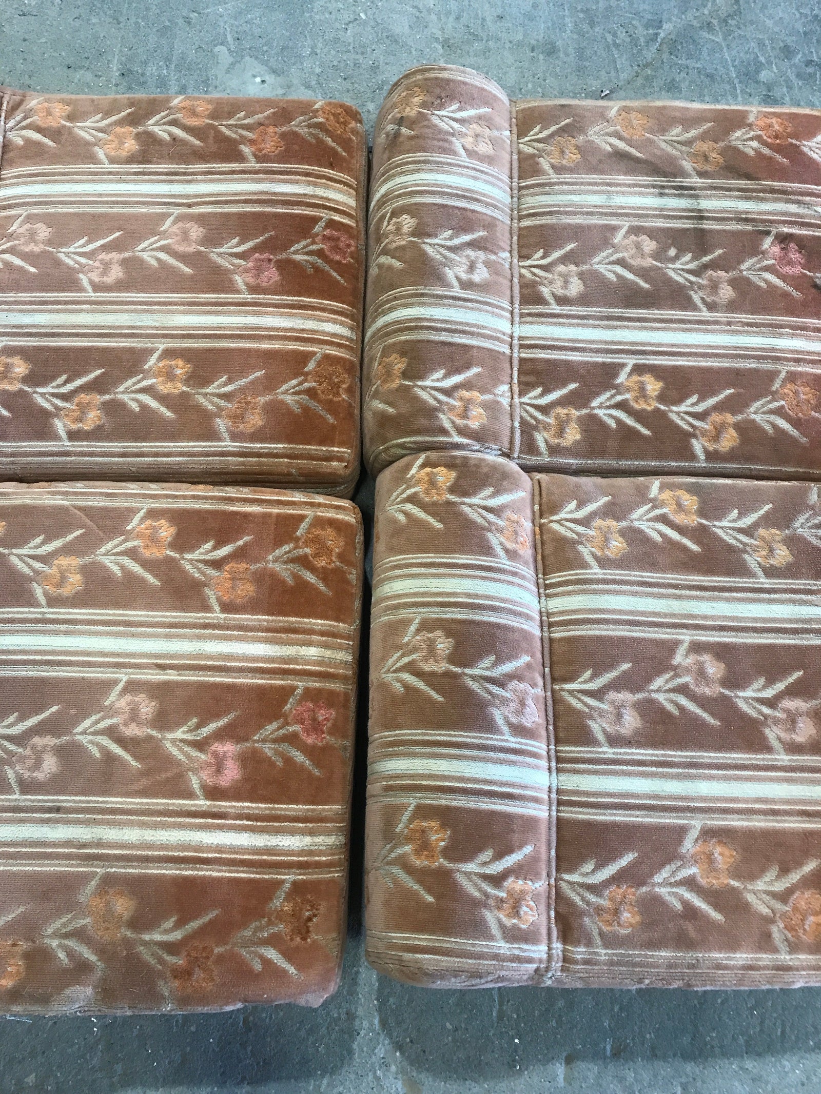 USED Dinette Cushion Set- 4 piece - 2 @ 39