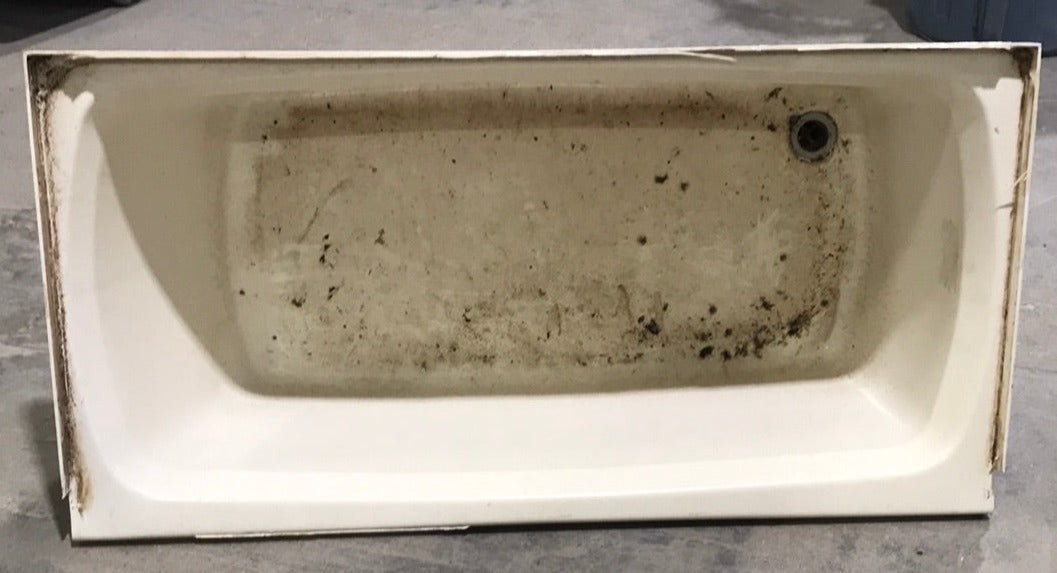 Used RV Bath Tub 46” x 24” - Right Hand Drain