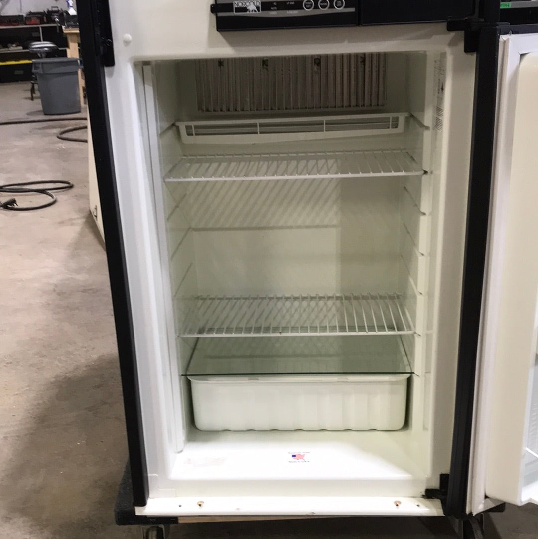 Used Complete Norcold N621 Fridge 2-way - Young Farts RV Parts