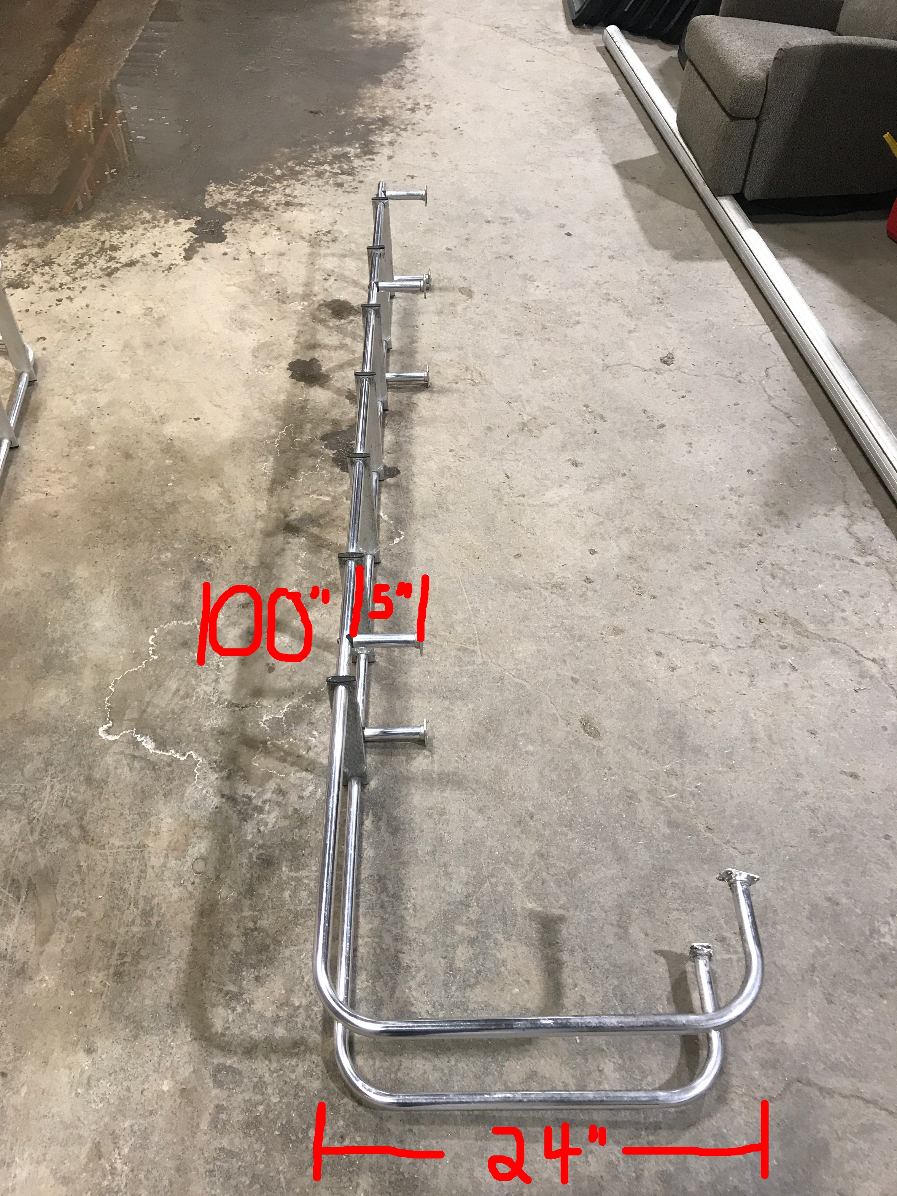 Used RV Exterior Ladder Rail - Aluminum - 100" H
