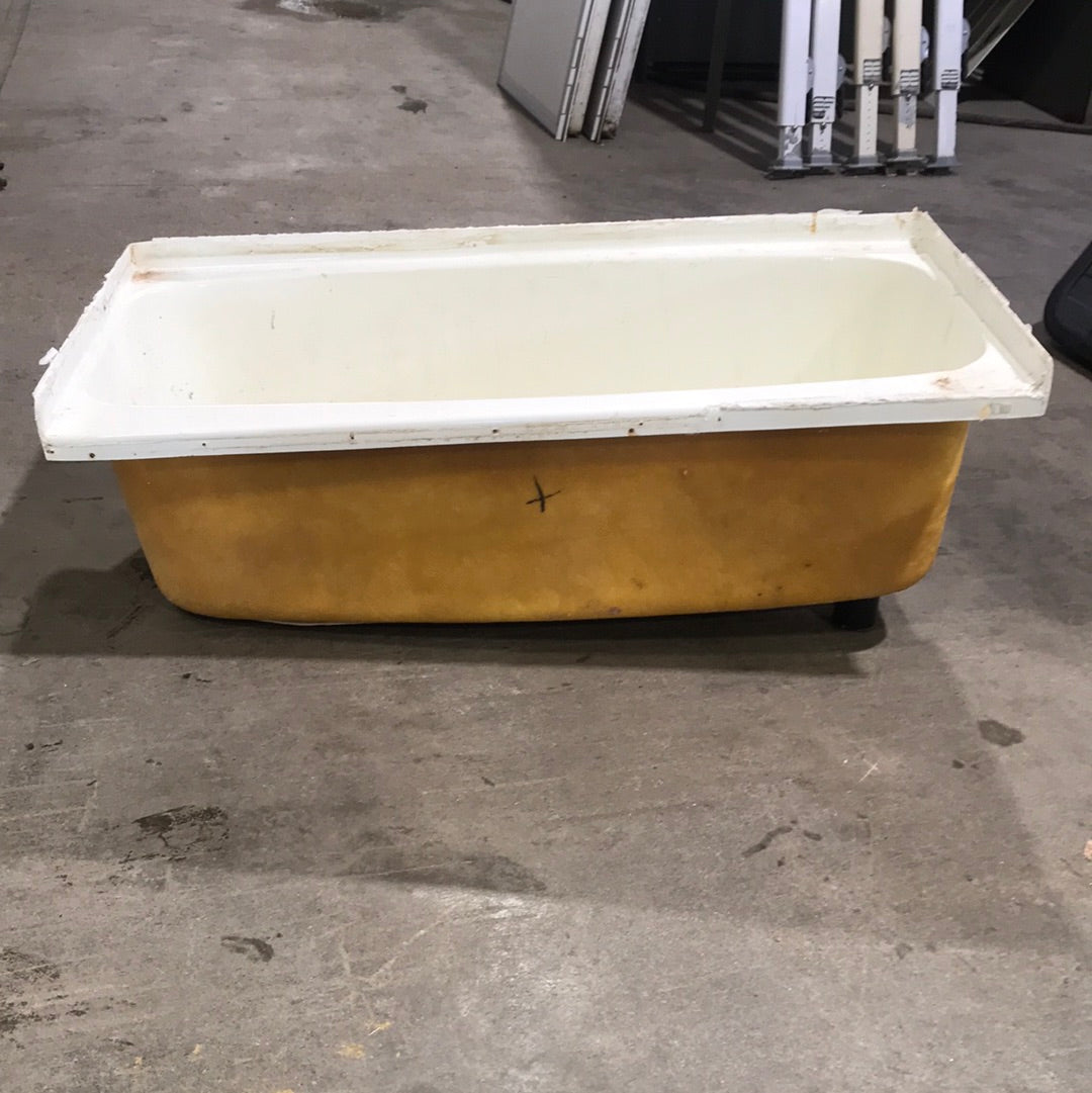 Used RV Bath Tub 43” L x 22 W ” - Right Hand Drain