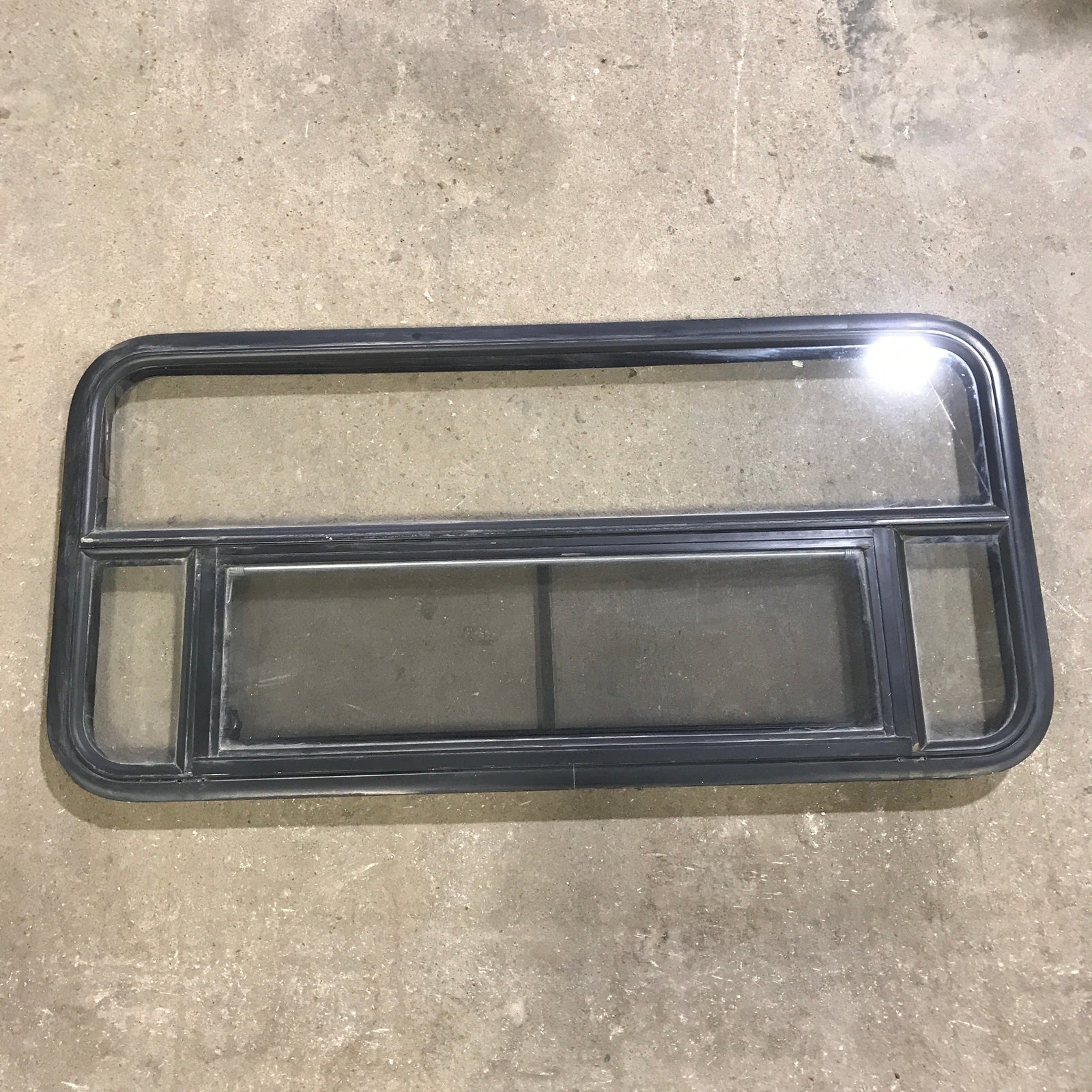 Used Black Radius Opening Window : 45.5