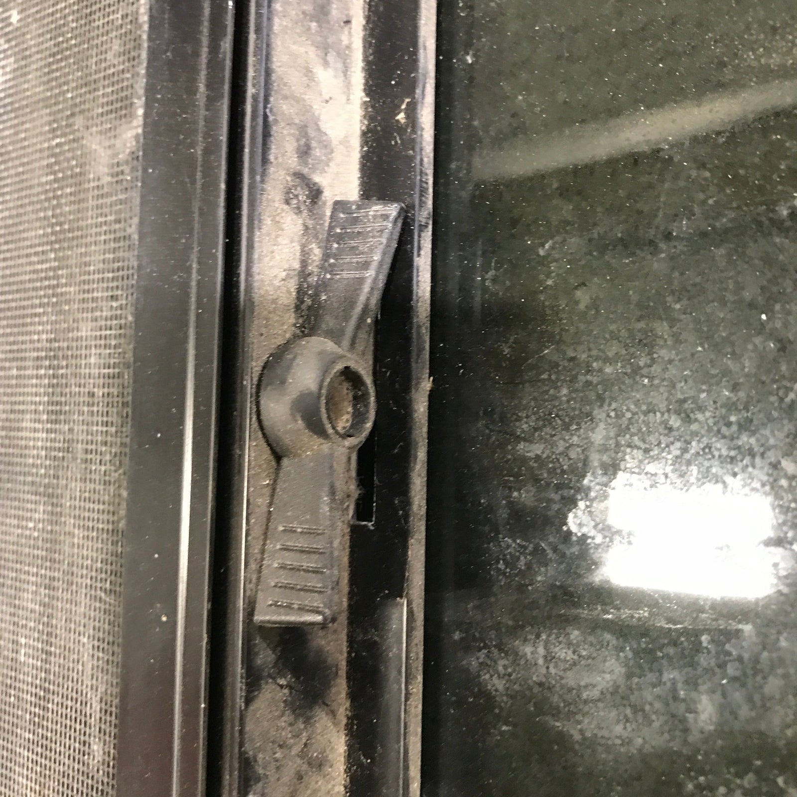 Used Black Radius Opening Window : 21.5