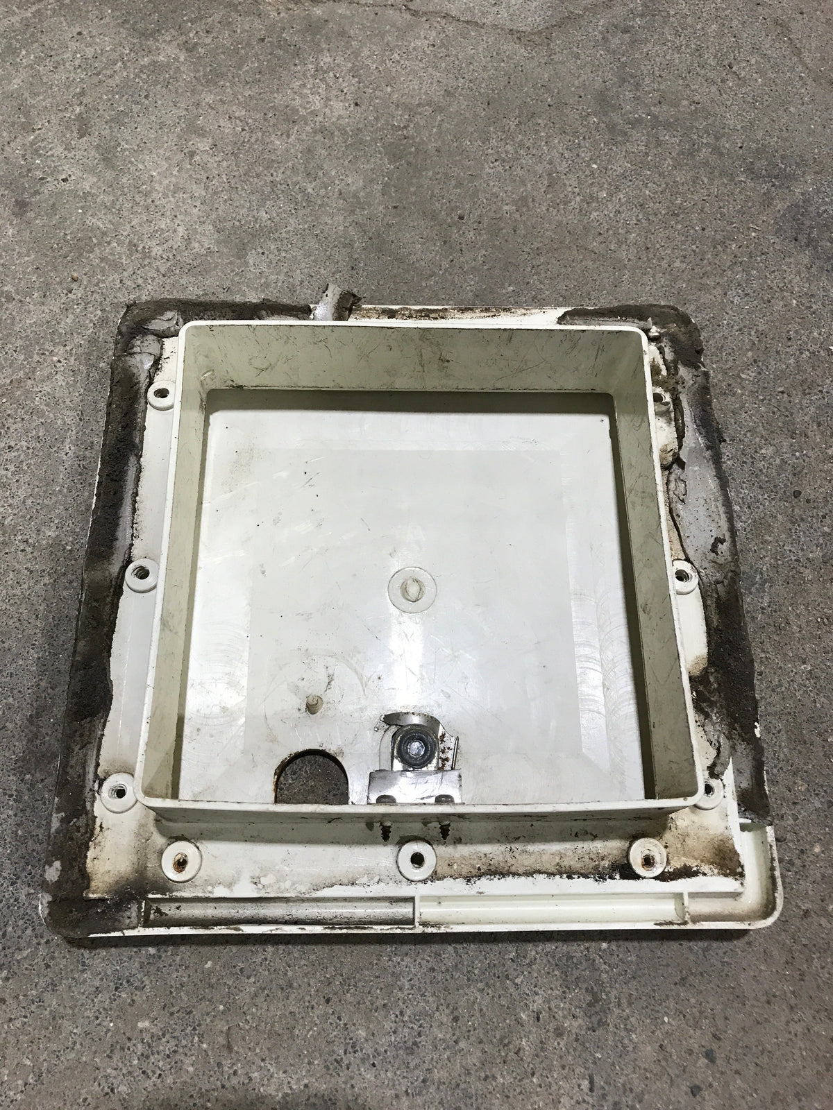Used 9 1/2