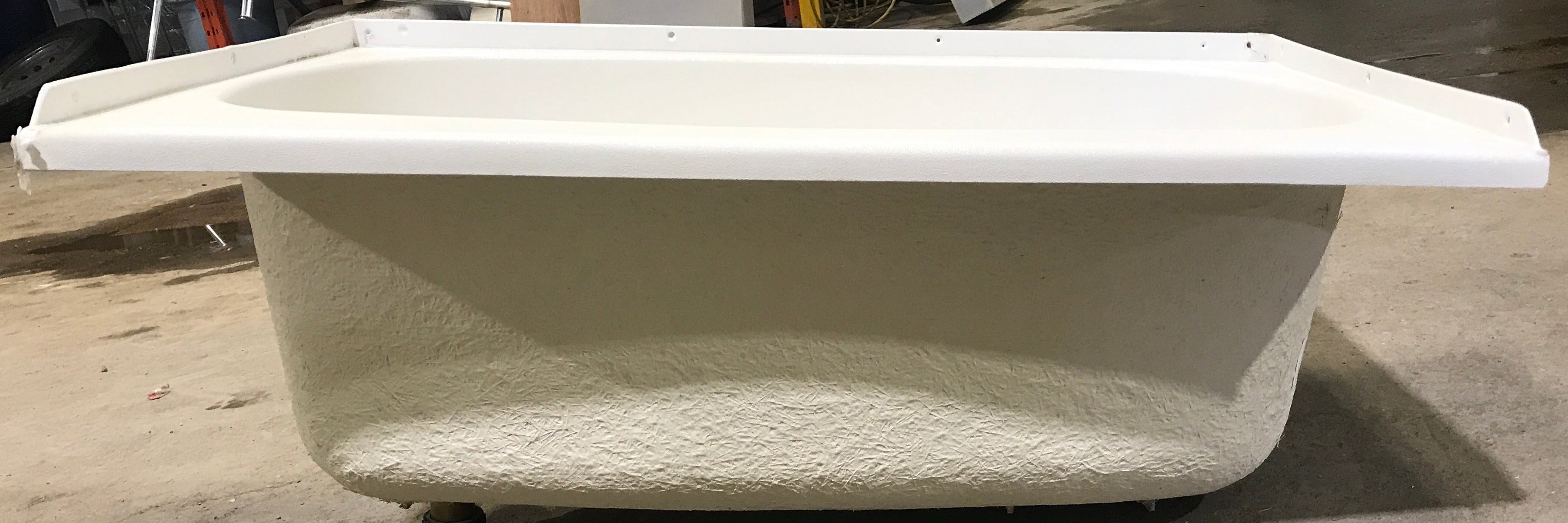Used RV Bath Tub 36” L x 24 W ” - Left Hand Drain