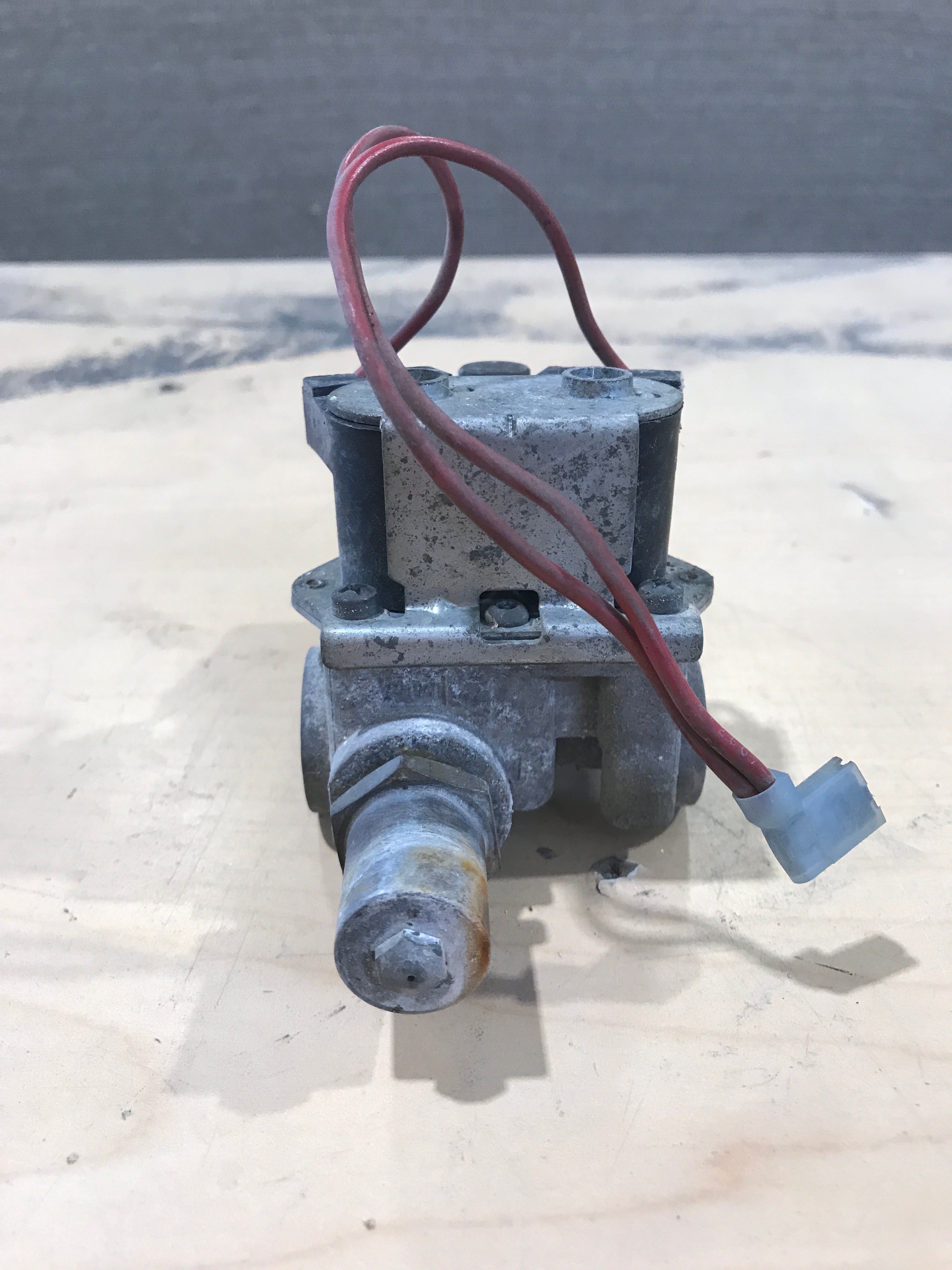 Used Atwood/ Dometic DSI Gas Valve - 92078