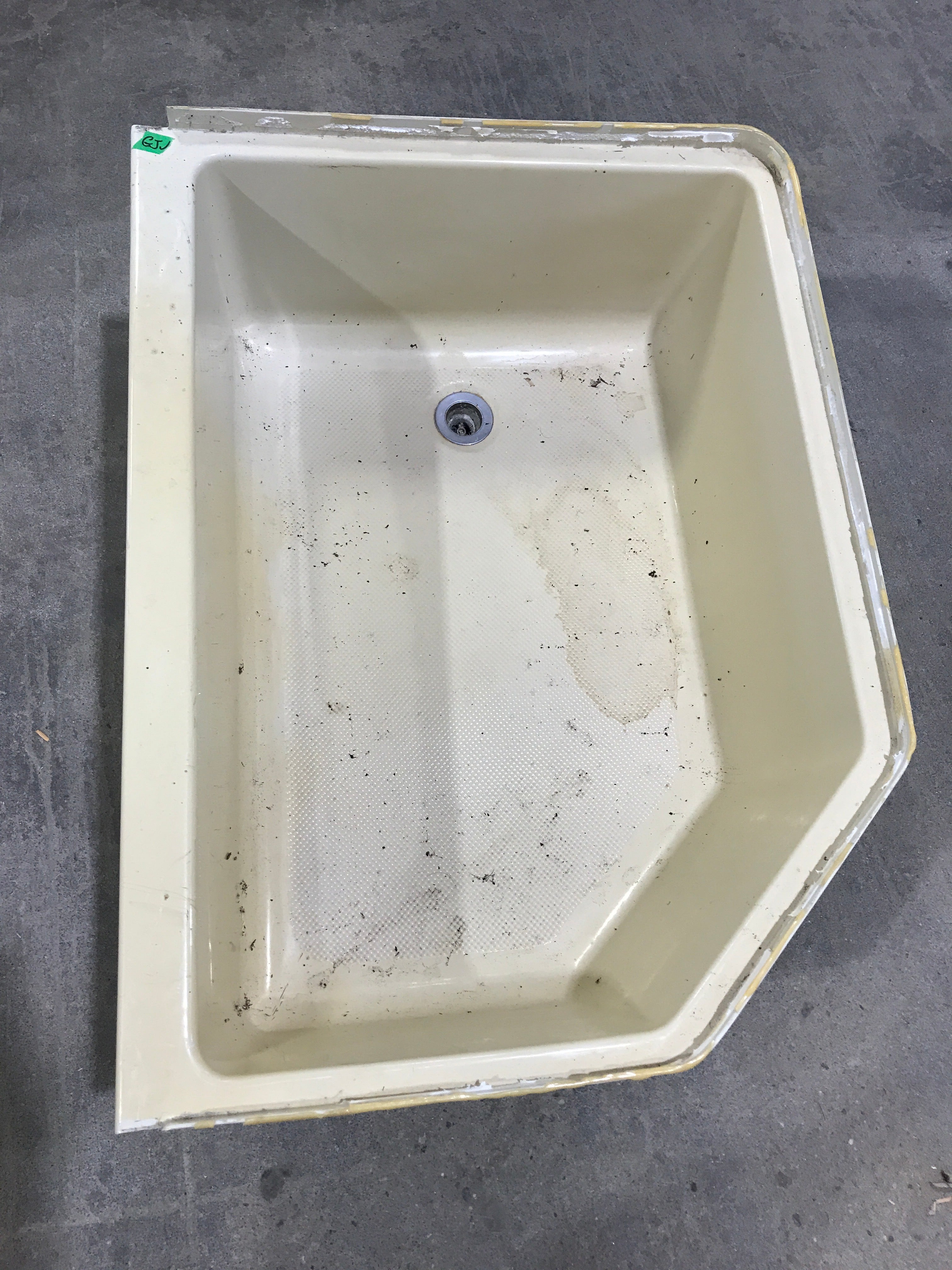 Used RV Bath Tub 35” L x 26 W ” Left Hand Drain - Young Farts RV Parts