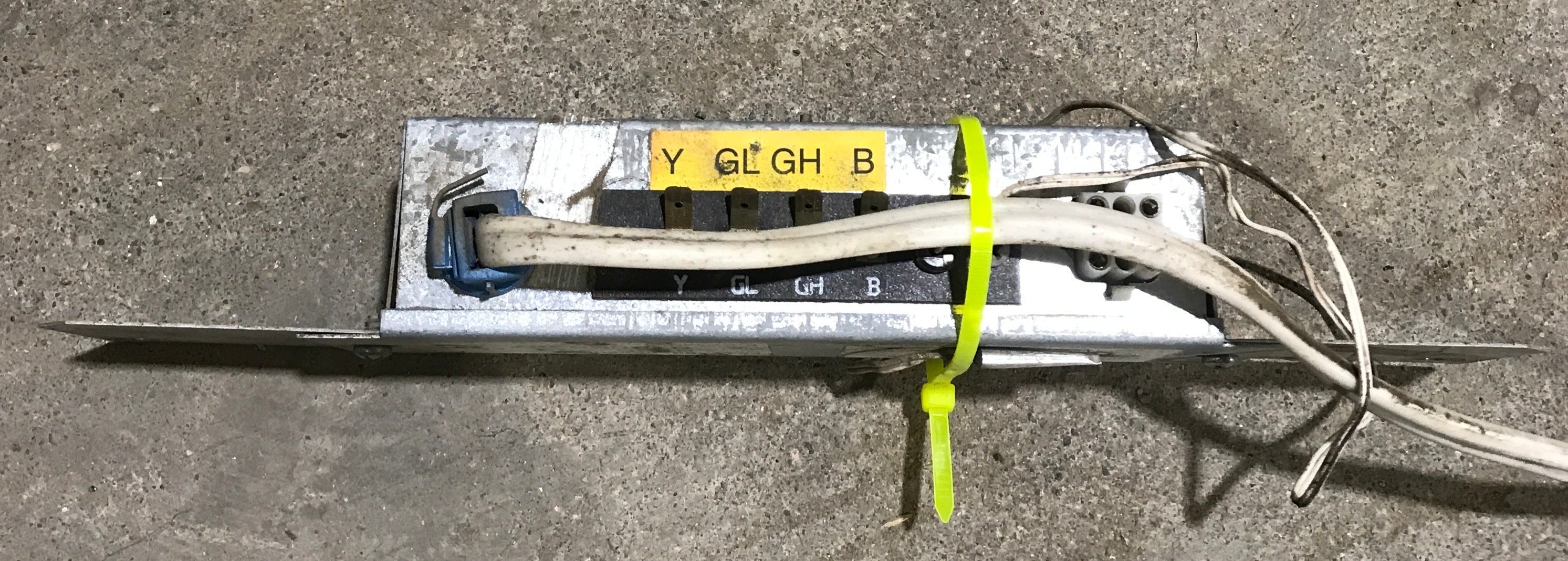 Used Coleman RV A/C Control Board for 8330-733 - Young Farts RV Parts