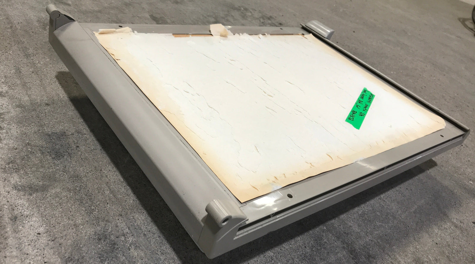 Used Dometic RH Freezer Door 2932561141