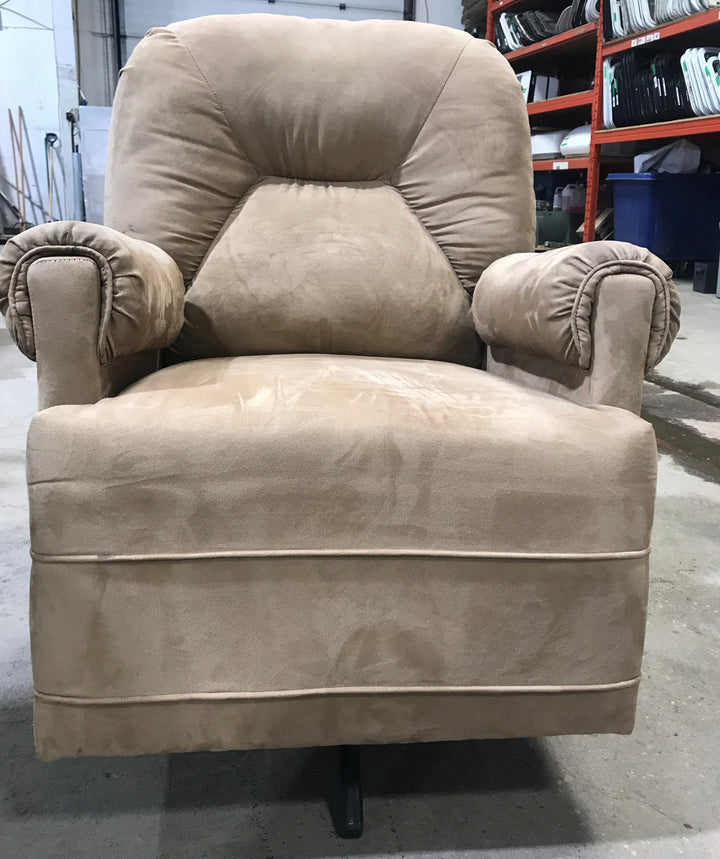 Used RV Chair - 39" H x 25" W x 20" D