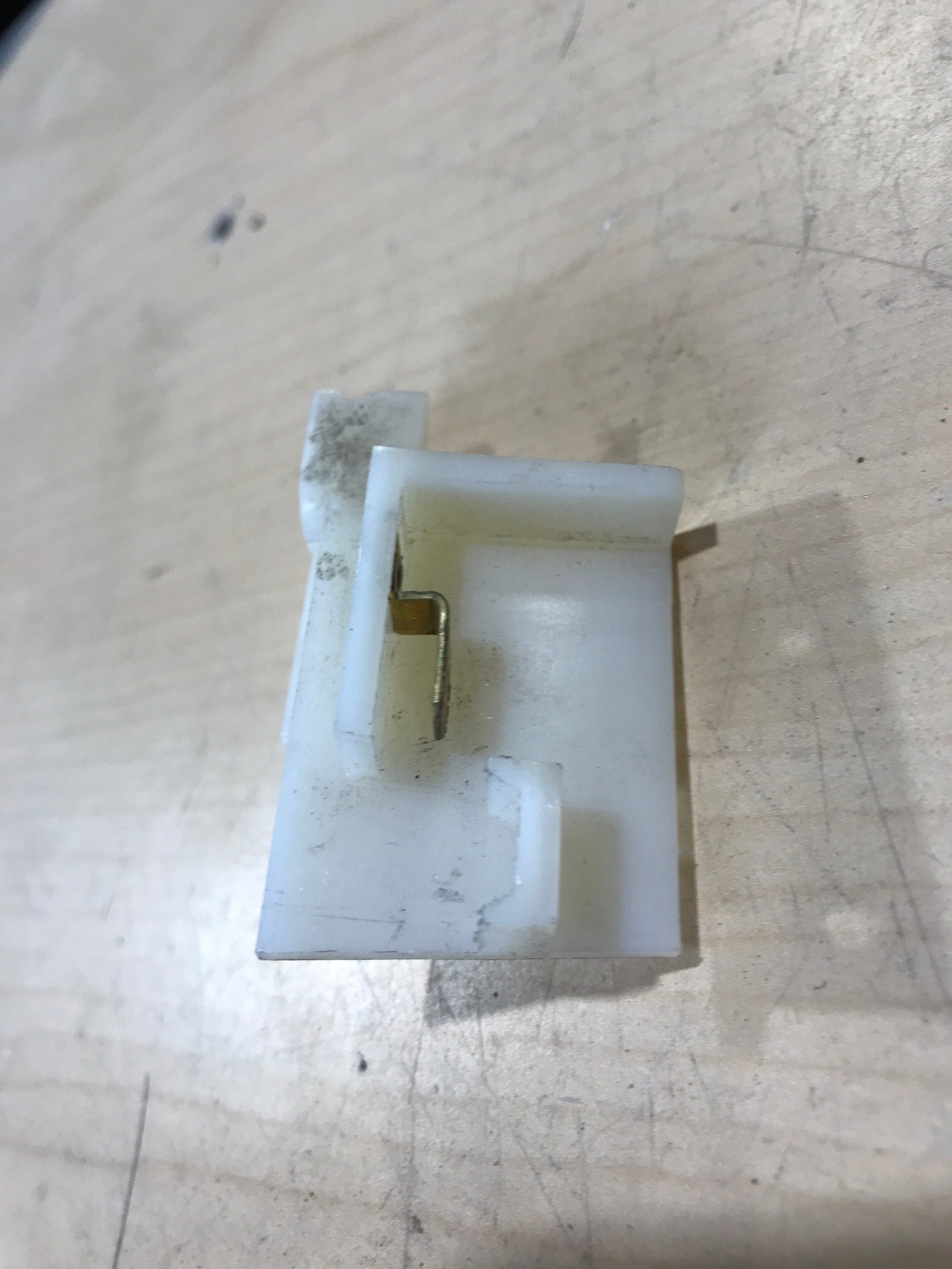 Used Dometic Catch Snap 2930066028