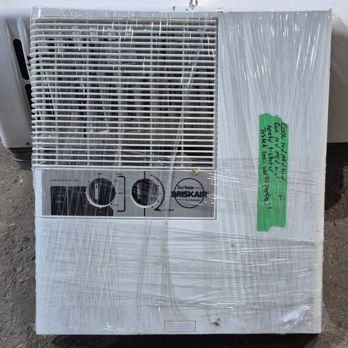 Used Complete Duo-Therm Air Conditioner 57915.621 - 13500  BTU - Photo 10