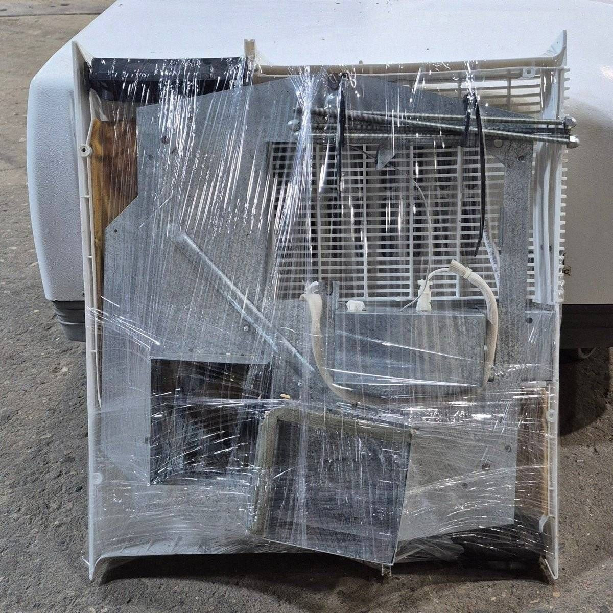 Used Complete Duo-Therm Air Conditioner 57915.621 - 13500  BTU - Photo 11