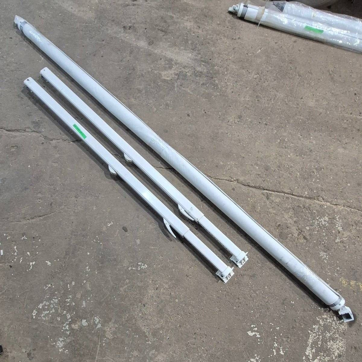 Used Complete Manual Awning Carefree 11' Used Canvas - Complete Awning