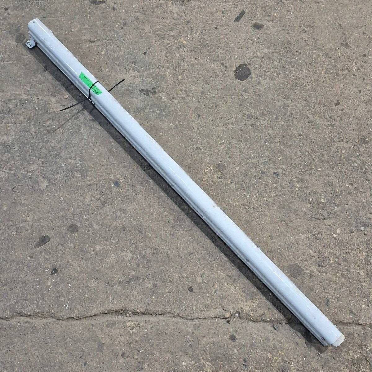 Used Dometic Awning Arm, Idler (Rear), White, Non-Adjustable Pitch, 66" - 3312487.022B - Awning Arm