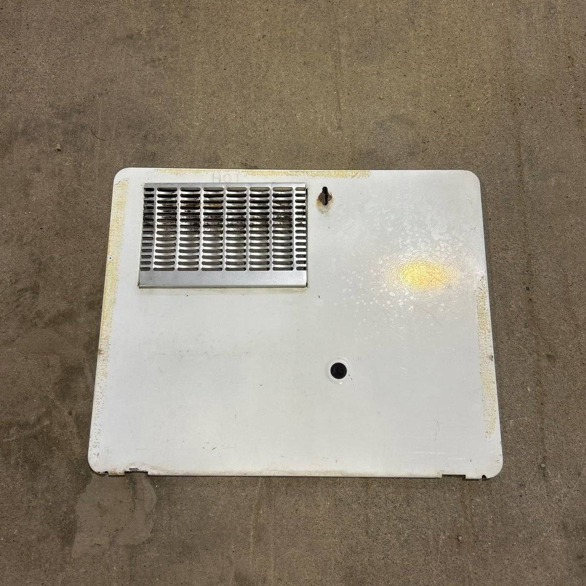 Used Atwood 91502 Water Heater Access Door White For 6 Gallon Tank - Water Heater Doors