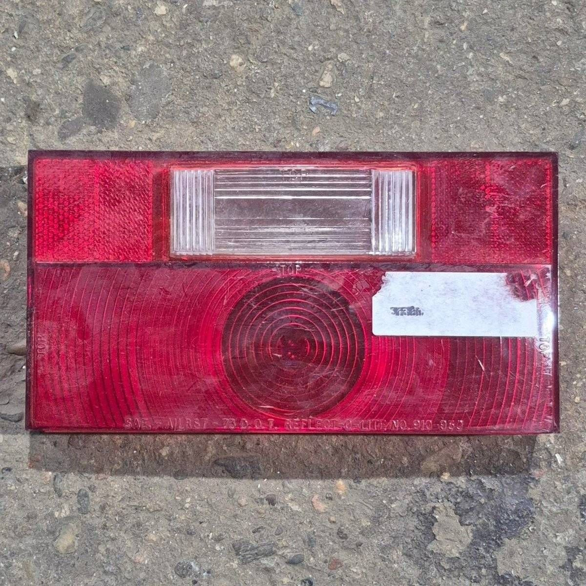 Used Reflect-O-Lite Tail Light Replacement Lens - SAE-AILRST-73 D.O.T. , No. 910-950 - Tail Light Lens