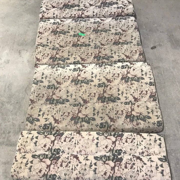 Used Dinette Cushion Set- 4 piece - 40" x 25" x 14" - Photo 2