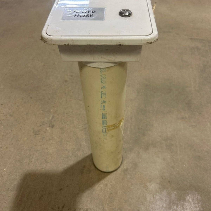 Used 7 1/2" W RV Sewer Hose Setup - Photo 2