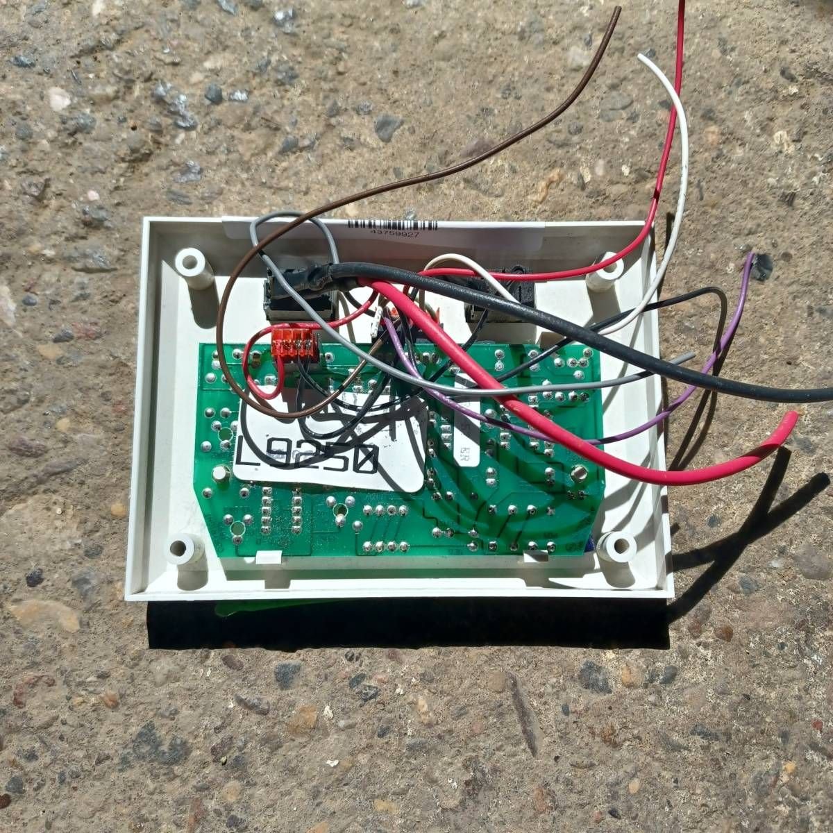 Used Rv Tank Level Monitor - L9250 - Photo 2