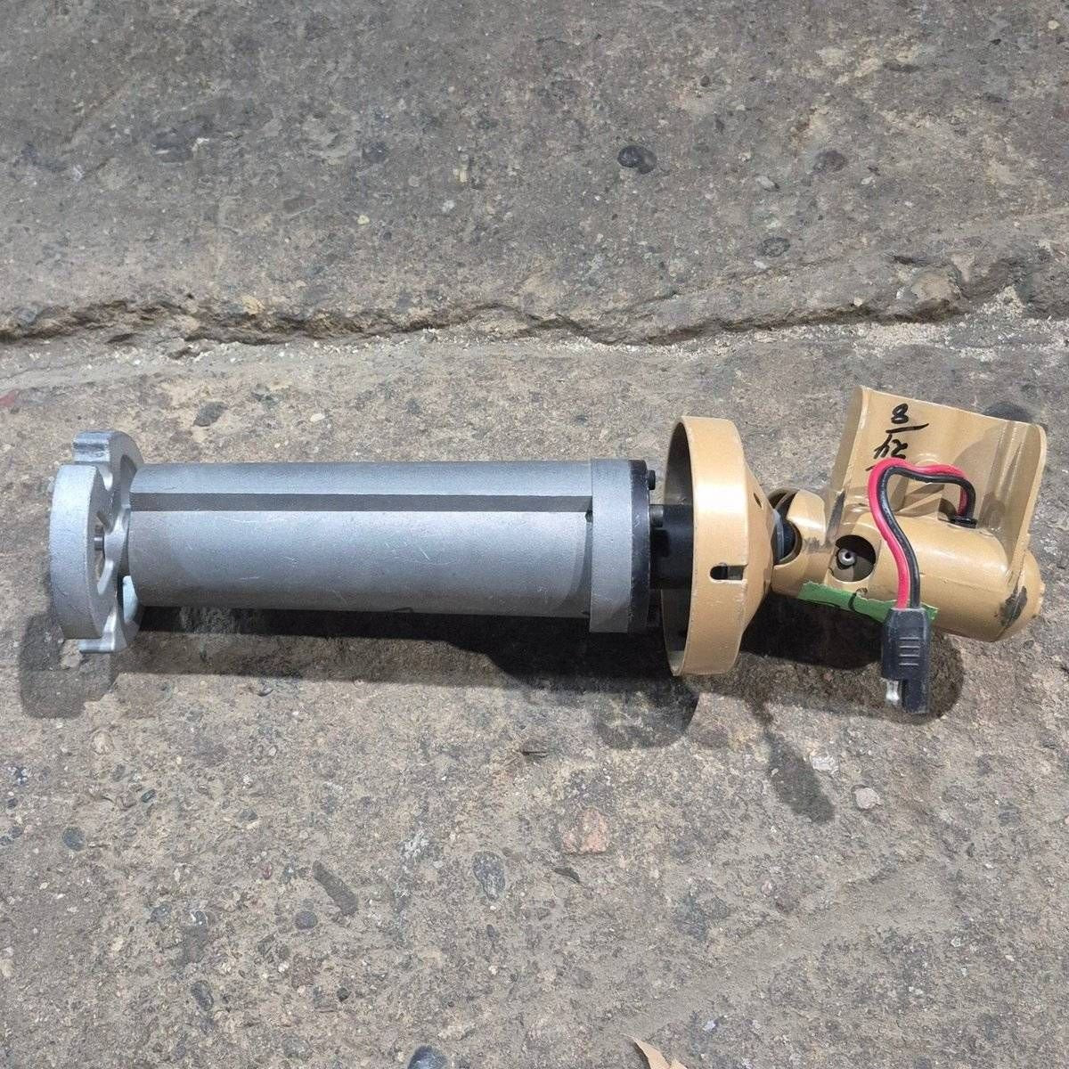 Used Dometic/ A&E Drive Head Assembly, Gold - WeatherPro , 3307923.115V - Photo 2