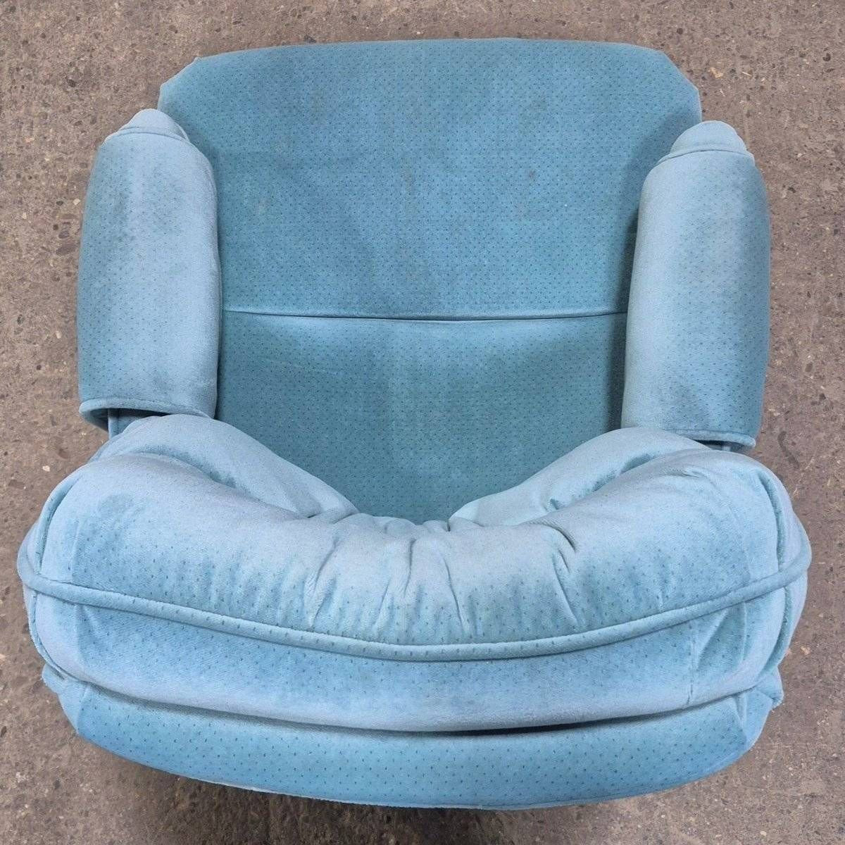 Used RV Chair - 38 1/4