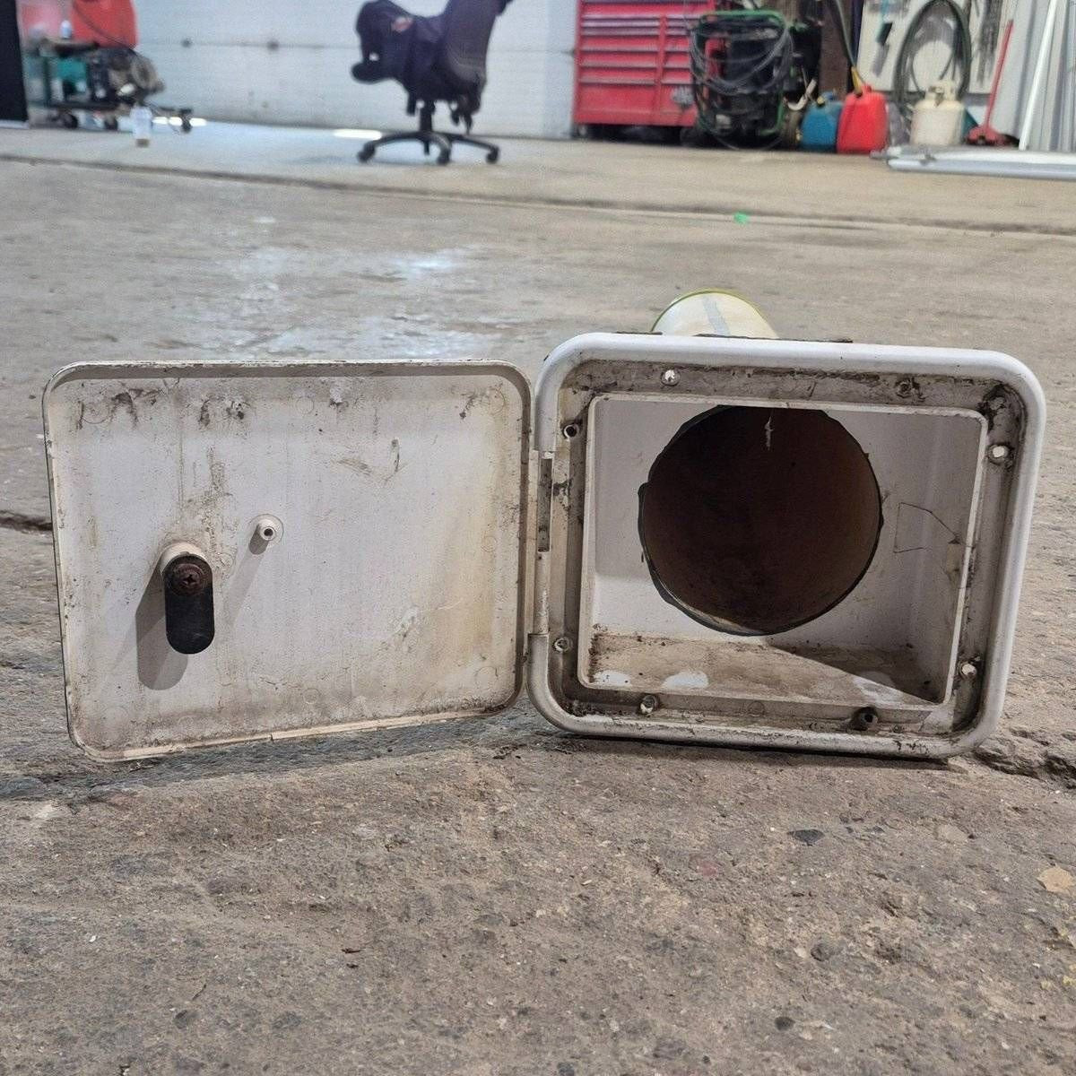 Used RV Sewer Hose Setup - 7 5/8