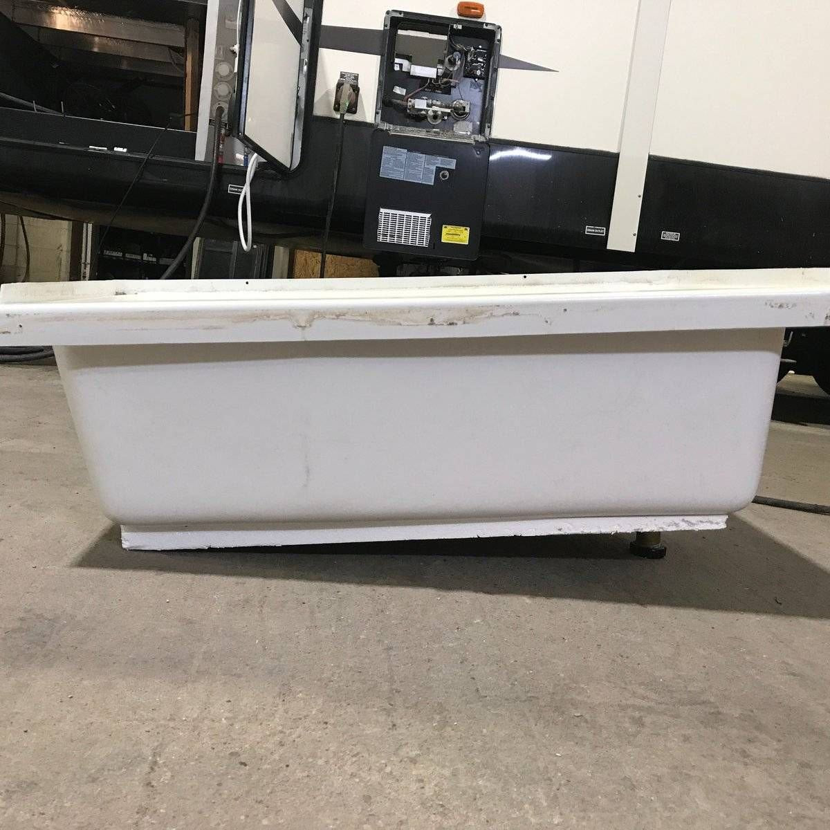Used RV Bath Tub 40” L x 24