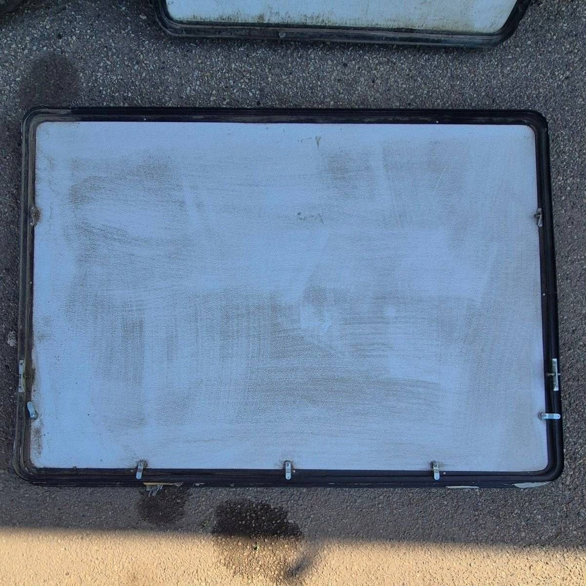 Used Radius Cornered Outdoor Kitchen Compartment Door - 67 1/2" X 47 5/8" X 2" - Photo 3