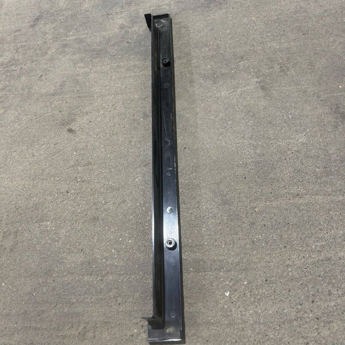 Used Norcold Refrigerator Top Trim (Black) 622319 - Photo 3