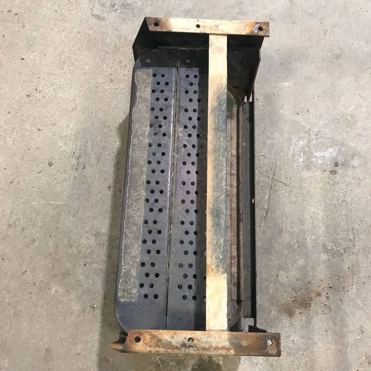 Used Manual Triple Fold Step - Photo 3