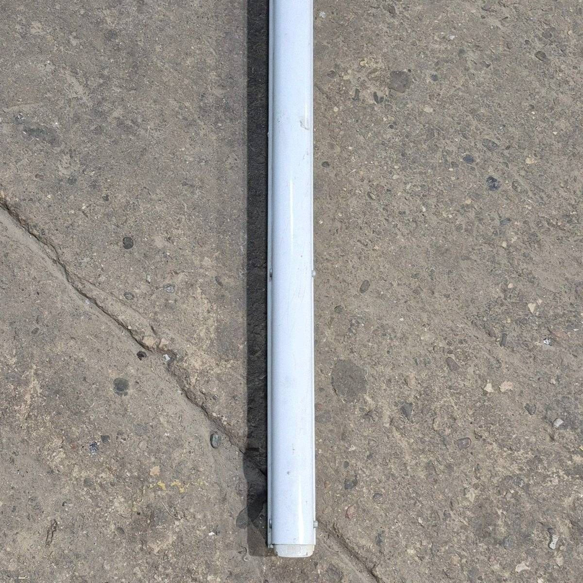 Used Dometic Awning Arm, Idler (Rear), White, Non-Adjustable Pitch, 66