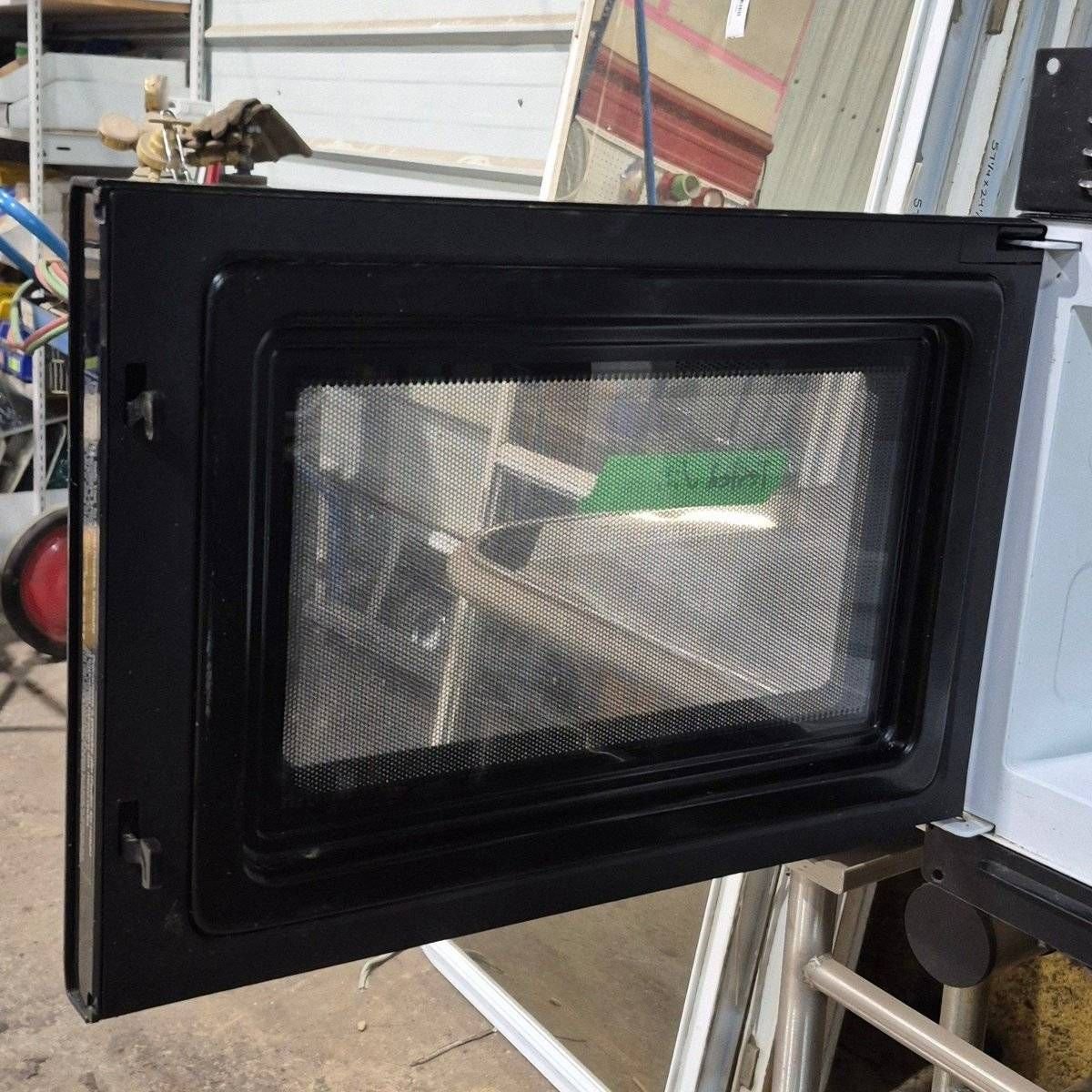 Used Dometic RV Microwave - DMW10MB , 21