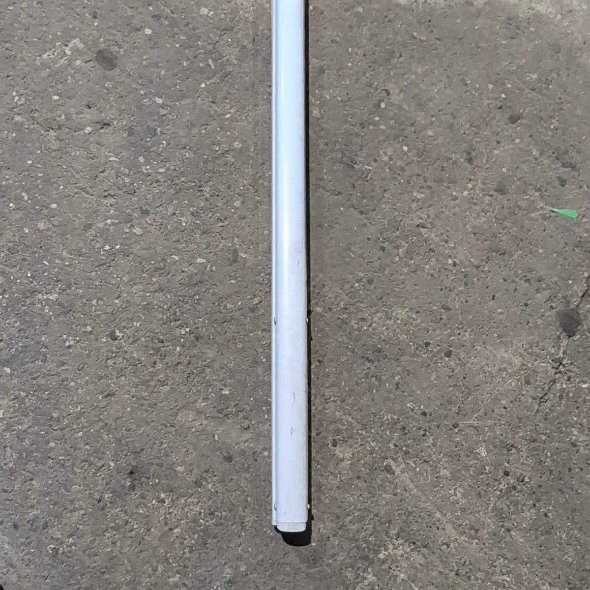 Used Dometic Awning Arm, Idler (Rear), White, Non-Adjustable Pitch, 66" - 3312487.022B - Photo 3