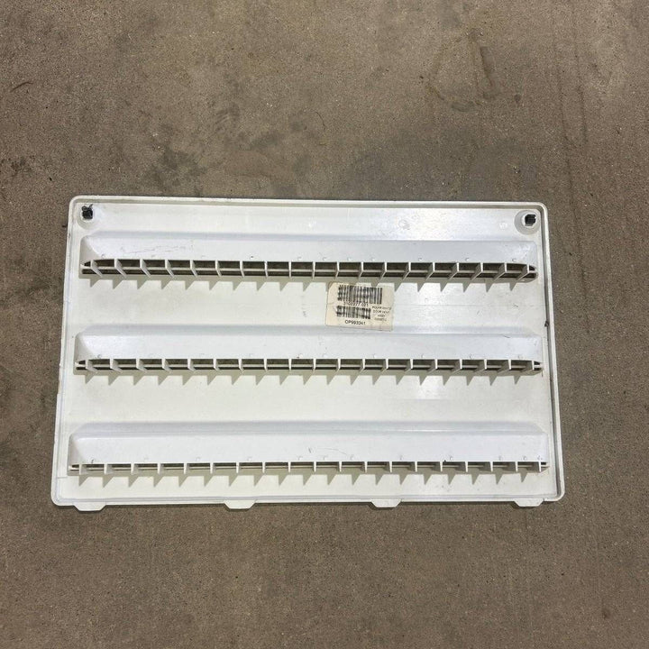 Used Dometic Air Intake Side Refrigerator Vent, Yellowed, No Frame - 3102277.021 - Photo 4