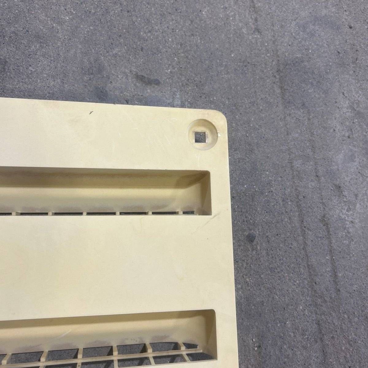 Used Dometic Air Intake Side Refrigerator Vent, Yellowed, No Frame - 3102277.021 - Photo 4